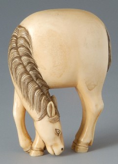 Katabori Netsuke, Horse 

Signature: Mitsuhide (Mitsuharu School, Kyoto 1800-1868) 

Ivory 

Donated by Hilda and Daniel Lebow, New York 

Height: 5.4 cm, width: 4 cm, length: 1.9 cm