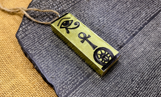 סדנת תכשיטים מצריים