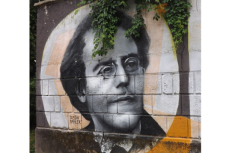 סיכום תקופת קרן הפלא של הנער והסימפוניה הקצרה מכולן