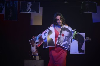 חמש לפנות ערב