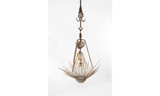 משה רואס, כפתור ופרח, 2026