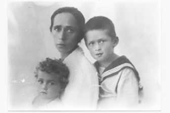 רוזה האדומה חוזרת לחיפה