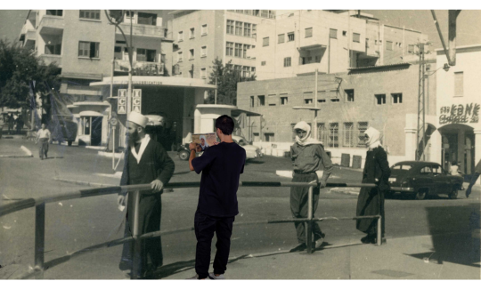 رونين زين,  صورة ثابتة من