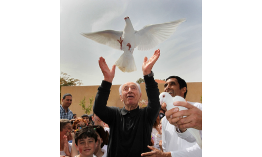 Gil Nechushtan, President Shimon Peres visits a
