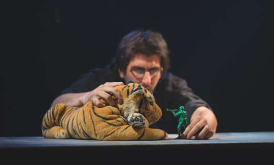 Ariel Doron Scenes from Plastic Heroes, 2014Video