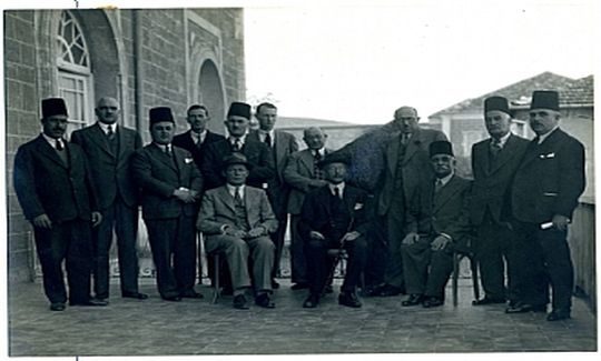 צלם לא ידוע, חסן ביי שוקרי