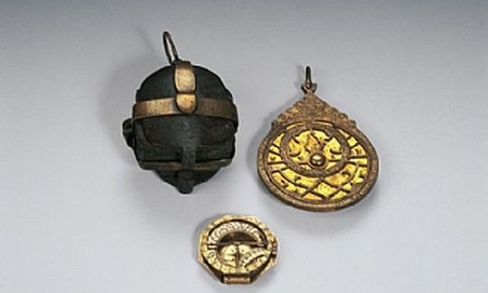 From right and clockwise: Astrolabe, late 17th