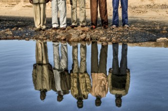 "אנו הפליטים"