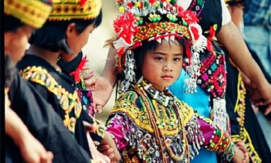 Su Jhen-siang, A Young Girl Dressed in Traditional
