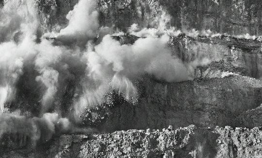 גסטון צבי איצקוביץ'ללא