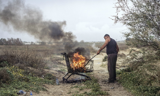 Ron AmirYosi (right), from the series "As i