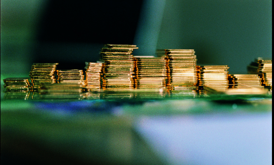 וולפגנג טילמנס Gold (a), 2002הדפס