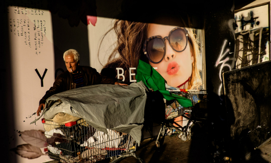 Gabi Ben AvrahamAllenby St., 2016Color pri