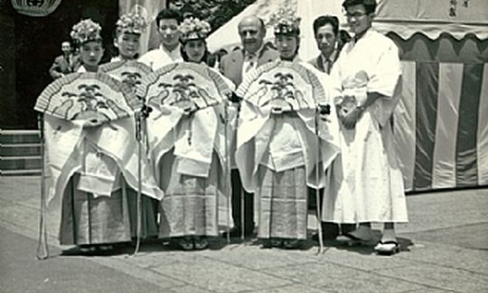 Felix Tikotin in Japan, ca. 1965