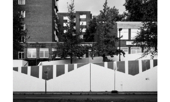 מרקוס לואיגס,קניון ושיכון