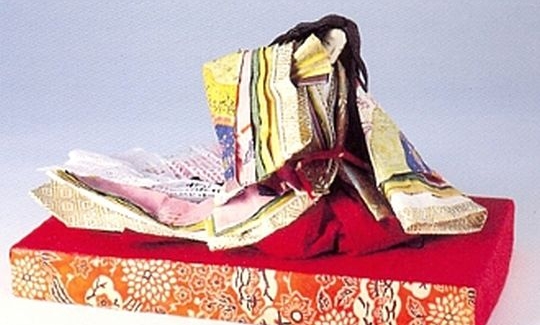 Fujitsubo-no-ue, Genji's stepmother and love