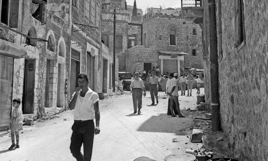 أوسكار تاوبر  وادي الصليب