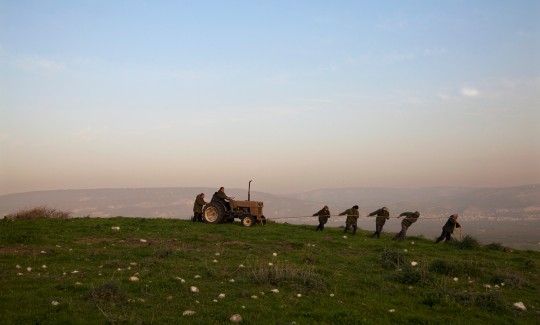 עודד הירש, מתוך ״טרקטור״, 2014